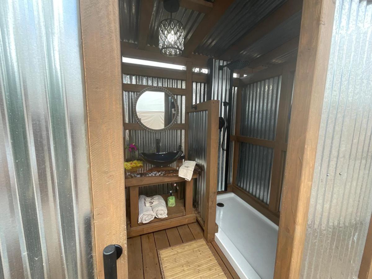 Готель Tiki Cabana Гаваян-Оушен-В'ю Екстер'єр фото